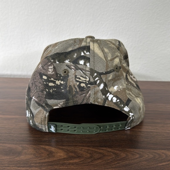 Huega House Camouflage Hat - Picture 3 of 4